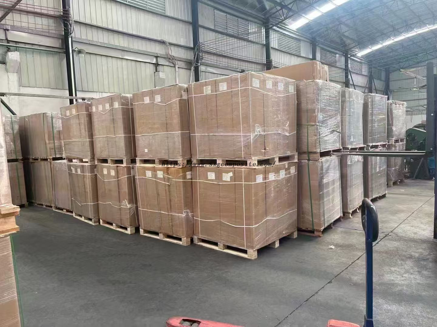 Reinforced Fiberglass Mat E-Glass Fiberglass Chopped Strand Mat Roll 100 225 300 450 Fiberglass Mat