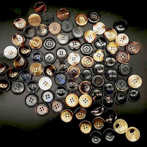 Button Resin Is A Non-pre-accelerated Phthalic Unsaturated Polyester Resin. It Has High Mechanical Strength, High Hardness, Good Toughness, Good Weather Resistance, And Good Compatibility with Fillers